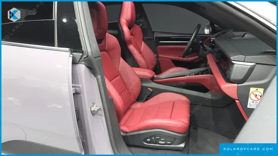 PORSCHE MACAN BASE 4