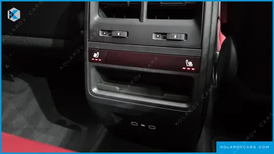 PORSCHE MACAN BASE 4