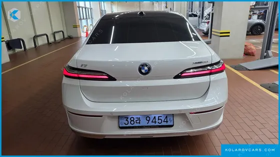 BMW I7 XDRIVE 60 DESIGN PURE EXCELLENCE