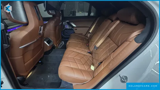 BMW I7 XDRIVE 60 DESIGN PURE EXCELLENCE