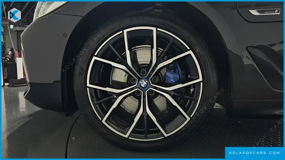 BMW 5 SERIES 530E M SPORT