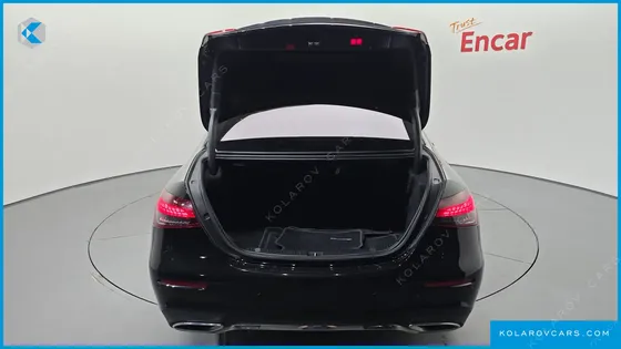 MERCEDES E-CLASS E350 4MATIC AMG LINE