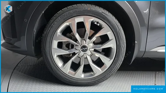KIA SORENTO GASOLINE 2.5T 2WD