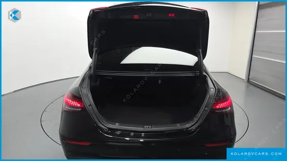 MERCEDES E-CLASS E350 4MATIC AMG LINE