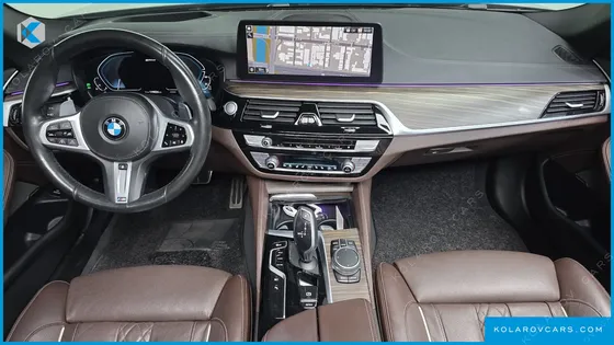 BMW 5 SERIES 530E M SPORT