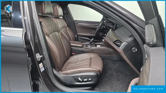 BMW 5 SERIES 530E M SPORT