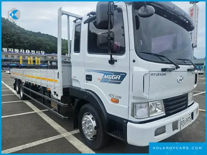 HYUNDAI MEGA TRUCK GOLD