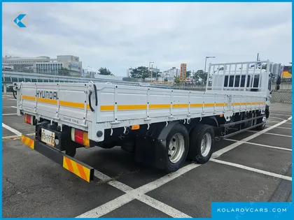 HYUNDAI MEGA TRUCK GOLD