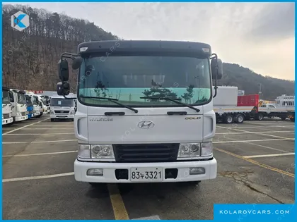 HYUNDAI MEGA TRUCK GOLD