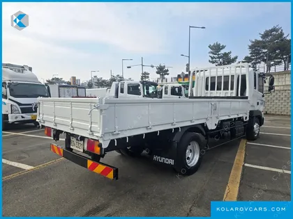 HYUNDAI MEGA TRUCK GOLD