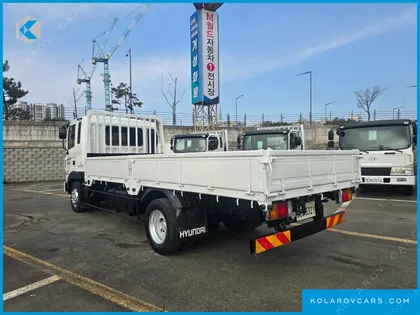 HYUNDAI MEGA TRUCK GOLD