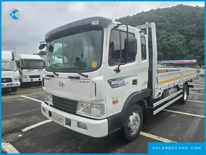 HYUNDAI MEGA TRUCK GOLD