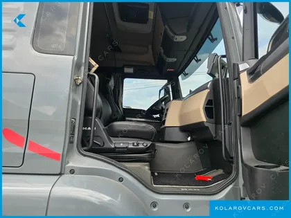 MAN TRUCK CARGO TRUCK 10X4