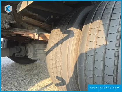 HYUNDAI MEGA TRUCK GOLD