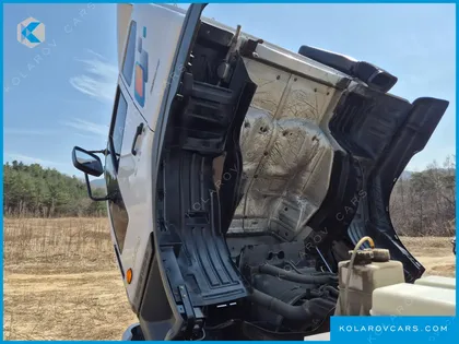 TATA DAEWOO NOBUS MID-SIZE TRUCK ROYAL