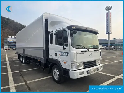 HYUNDAI MEGA TRUCK GOLD