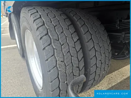 HYUNDAI MEGA TRUCK GOLD