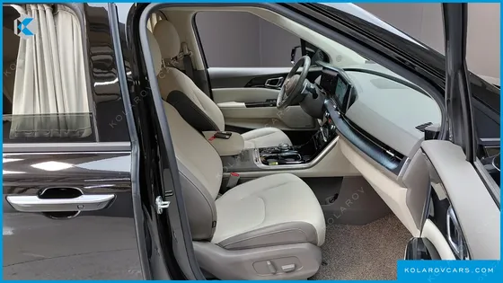 KIA CARNIVAL GASOLINE 7-SEATER HI-LIMOUSINE