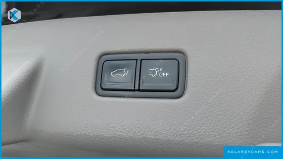 KIA CARNIVAL GASOLINE 7-SEATER HI-LIMOUSINE
