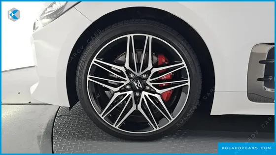 KIA STINGER 3.3 GT AWD MASTERS TURBO PACKAGE