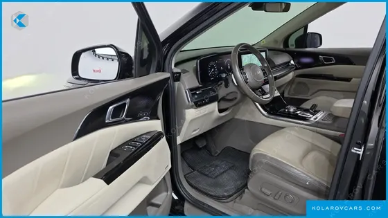 KIA CARNIVAL GASOLINE 9-SEATER HI-LIMOUSINE