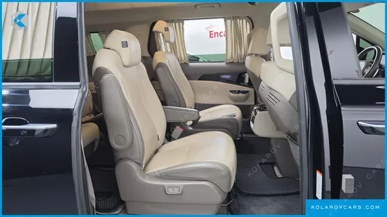 KIA CARNIVAL GASOLINE 9-SEATER HI-LIMOUSINE