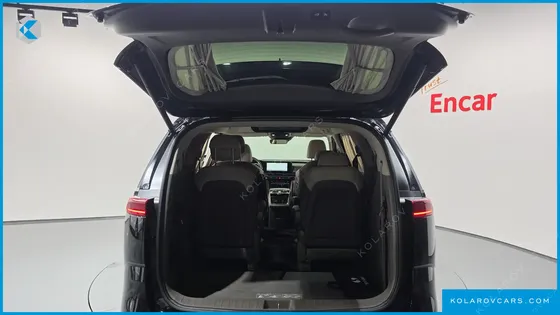 KIA CARNIVAL GASOLINE 9-SEATER HI-LIMOUSINE