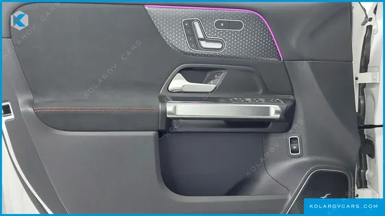 MERCEDES EQB EQB300 4MATIC AMG LINE