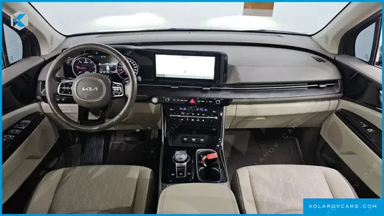 KIA CARNIVAL 9-SEATER NOBLESSE