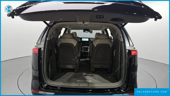 KIA CARNIVAL 9-SEATER NOBLESSE