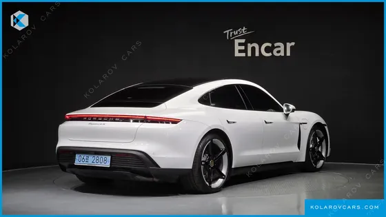 PORSCHE TAYCAN 4S