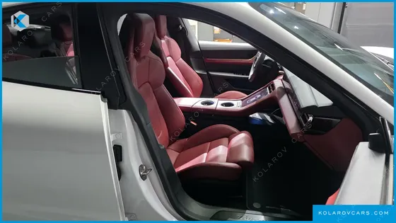 PORSCHE TAYCAN 4S