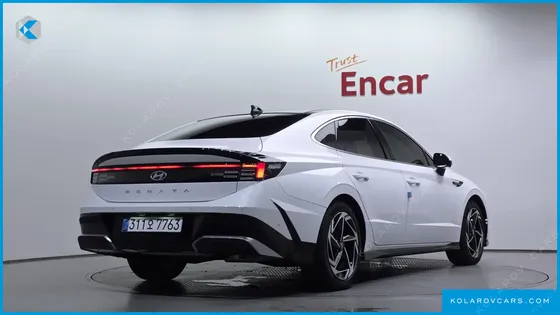 HYUNDAI SONATA INSPIRATION