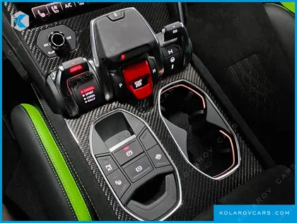 LAMBORGHINI URUS 4.0 V8 PERFORMANTE