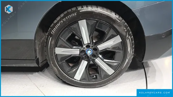 BMW IX XDRIVE50 SPORTS PLUS