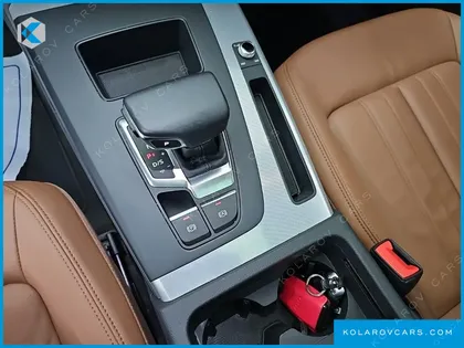 AUDI Q5 45 TFSI QUATTRO