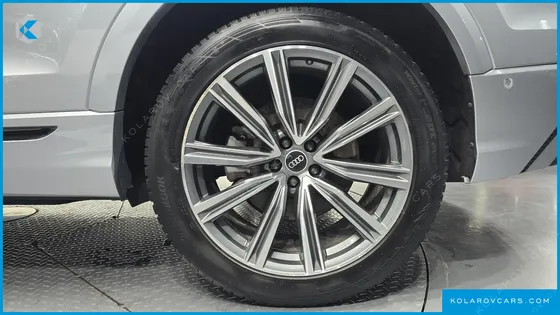AUDI Q8 55 TFSI QUATTRO PREMIUM