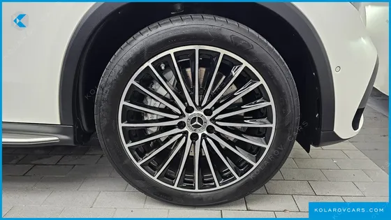 MERCEDES GLC-CLASS GLC300 4MATIC AMG LINE