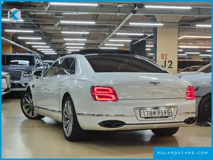 BENTLEY FLYING SPUR 4.0