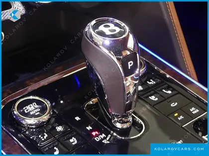 BENTLEY FLYING SPUR 4.0 AZURE