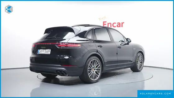 PORSCHE CAYENNE 3.0 E-HYBRID PLATINUM EDITION