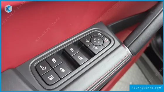 PORSCHE CAYENNE 3.0 E-HYBRID PLATINUM EDITION
