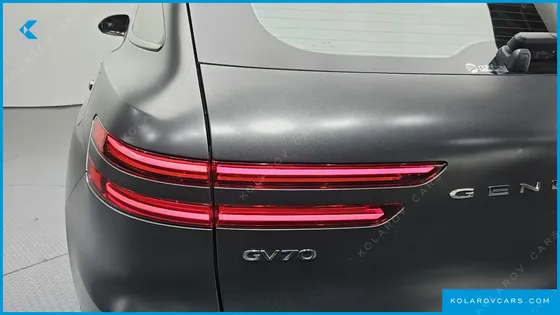 GENESIS GV70 2.5T GASOLINE 2WD