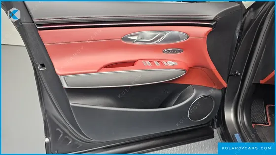 GENESIS GV70 2.5T GASOLINE 2WD