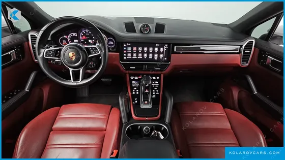 PORSCHE CAYENNE 3.0 COUPE PLATINUM EDITION