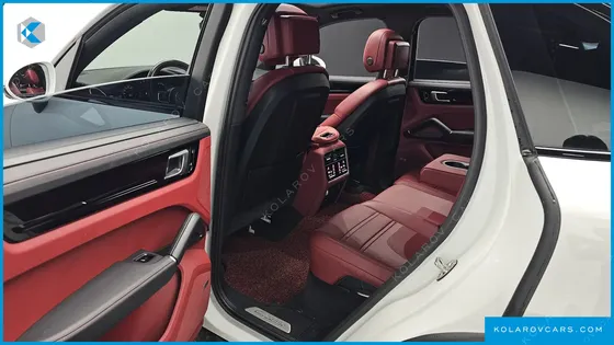PORSCHE CAYENNE 3.0