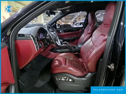 PORSCHE CAYENNE 3.0