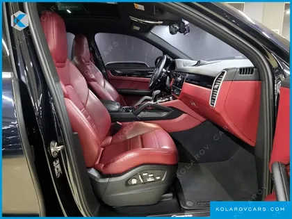 PORSCHE CAYENNE 3.0