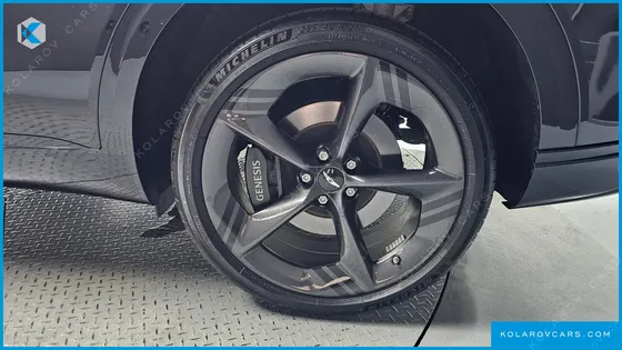 GENESIS GV70 2.5T GASOLINE 2WD