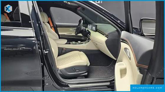 GENESIS GV70 2.5T GASOLINE 2WD